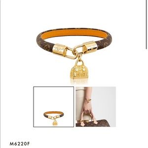 Louis Vuitton Alma Bracelet ✨✨🧡